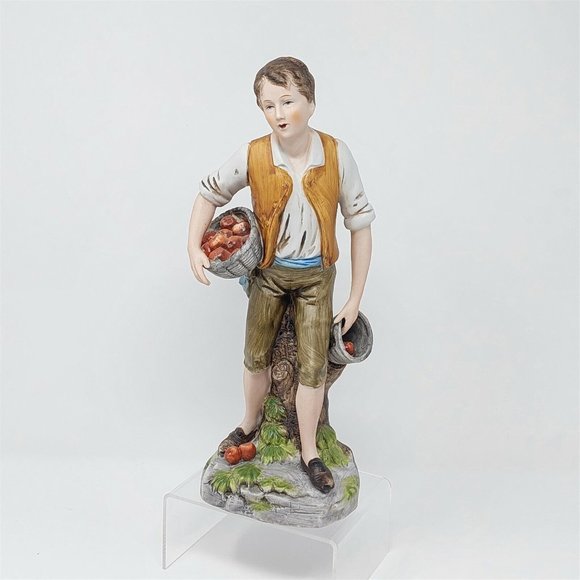 Figurine Country Boy Lad With Apple Basket HOMCO Ceramic 12" Vintage Home Decor - Picture 1 of 11